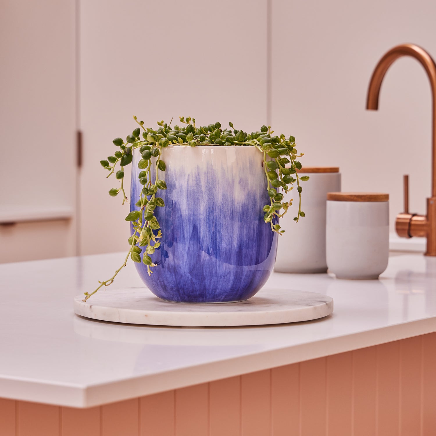 Melody Egg Pot