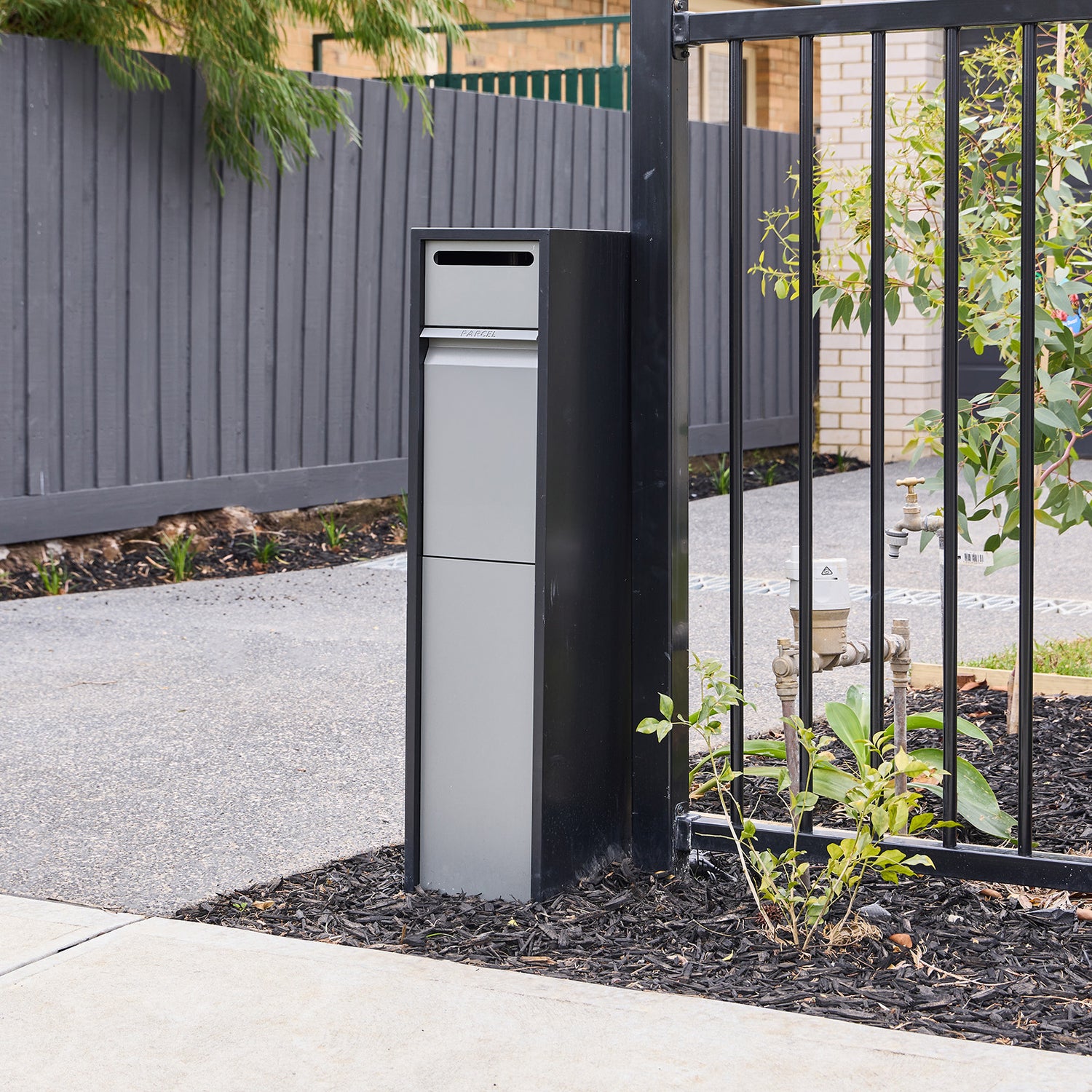 Ascot Parcel Letterbox
