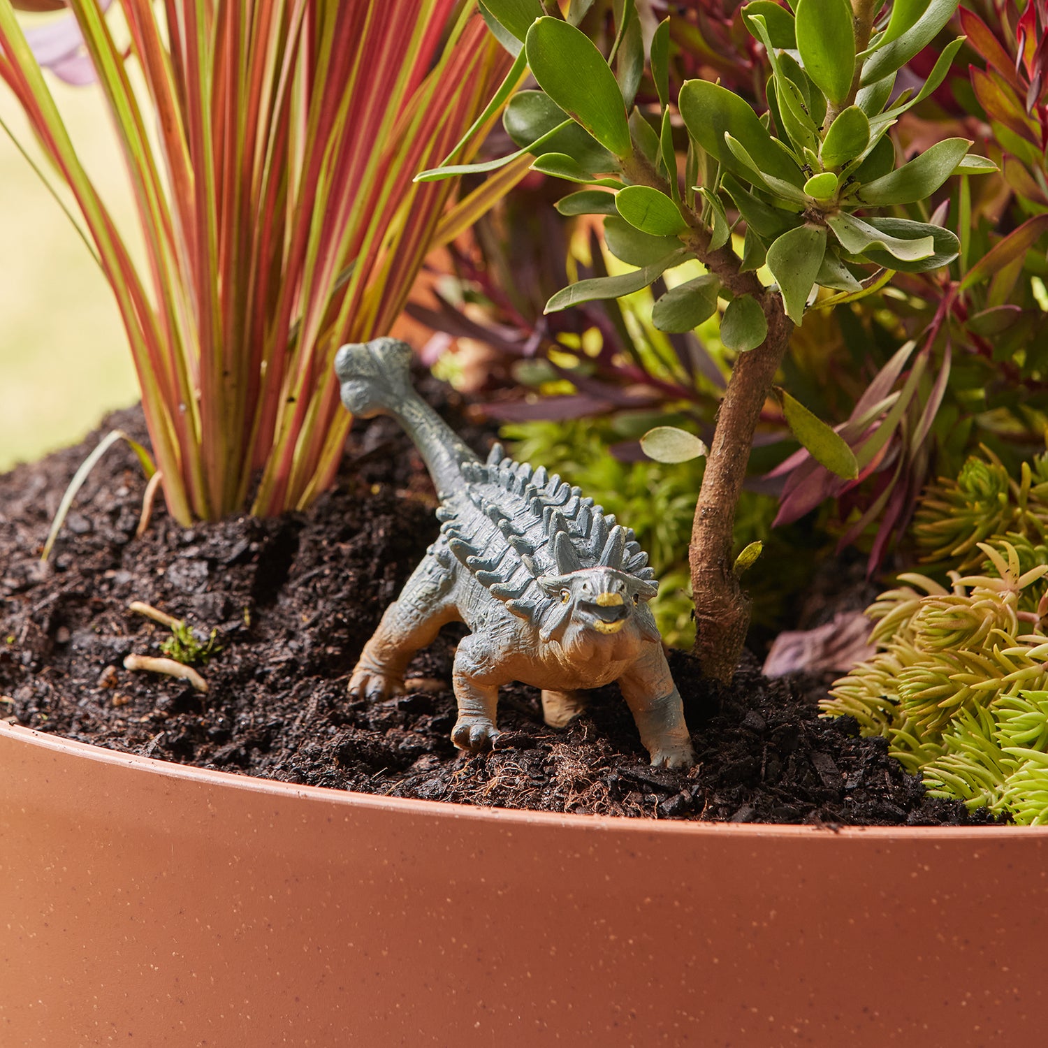 Ankylosaurus Dinosaur Statue