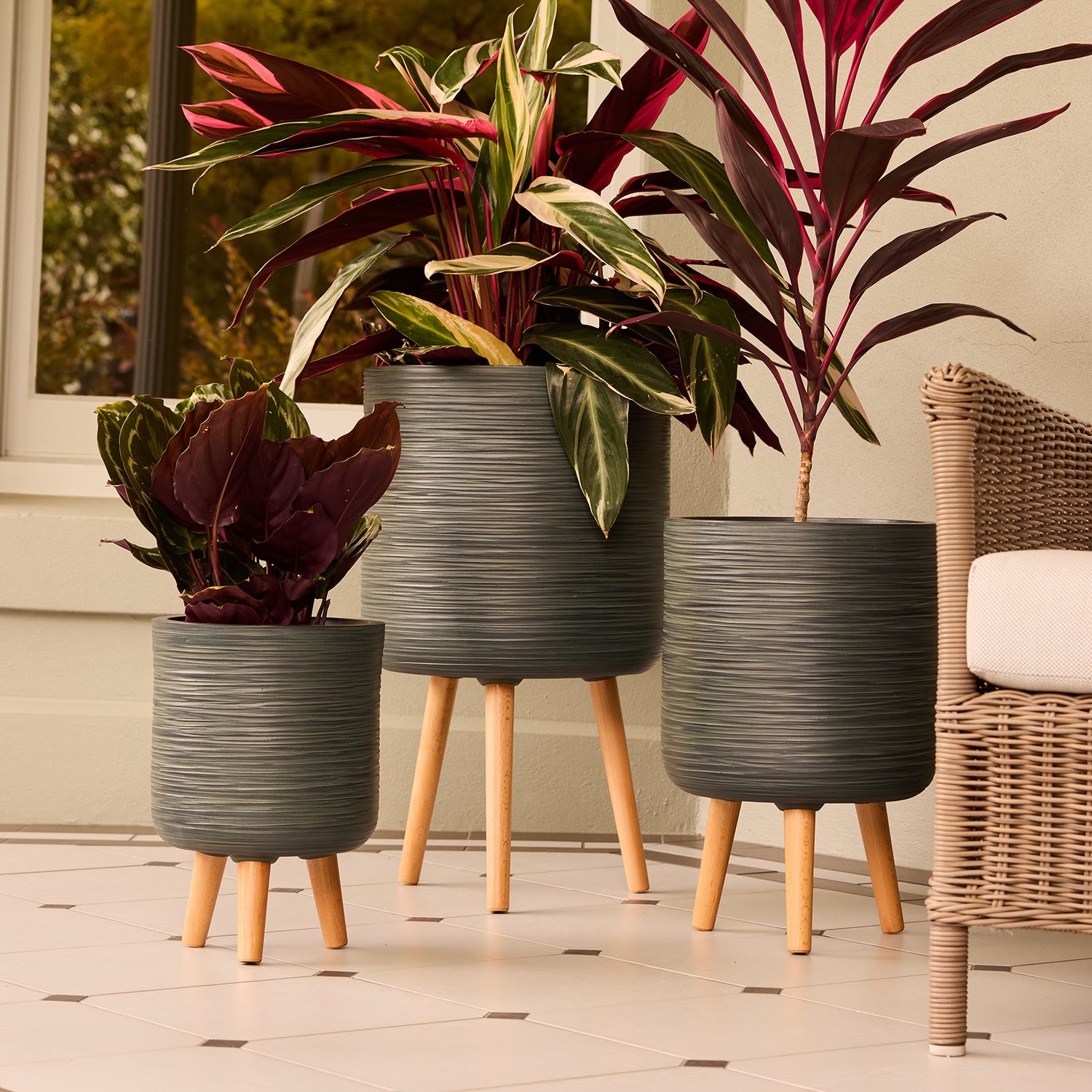 Sirroco Tripod Pot