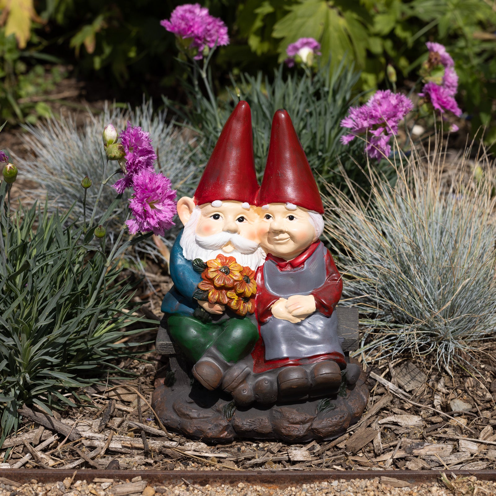Gnome Couple Statue – Northcote Pottery